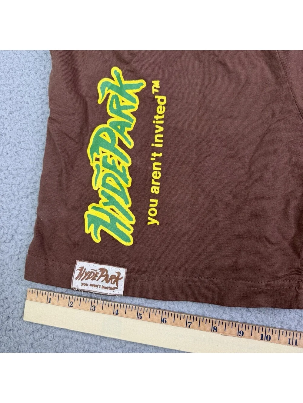 Hyde Park You Aren’t Invited Mens Large 32x6 Brown Jogger Shorts Smiley Face